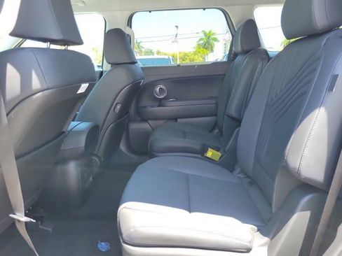 New 2026 Hyundai Palisade SEL Premium FWD image 6