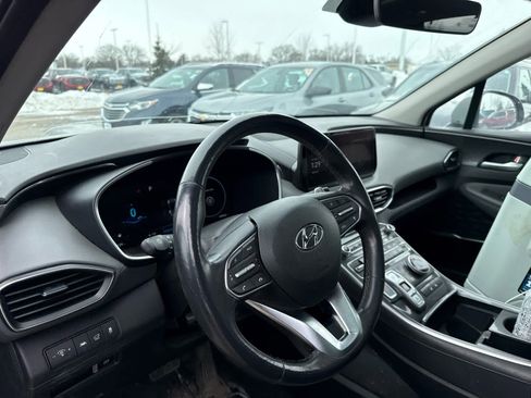 Used 2023 Hyundai Santa Fe SEL w/ Premium Package image 9
