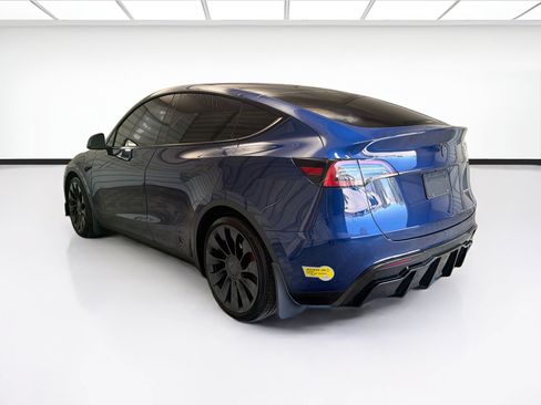 Used 2022 Tesla Model Y Performance AWD/4WD image 6
