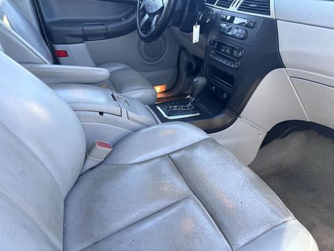 Used 2007 Chrysler Pacifica Touring image 7