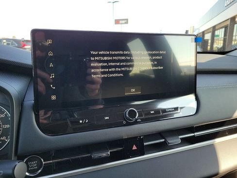 New 2026 Mitsubishi Outlander ES image 15