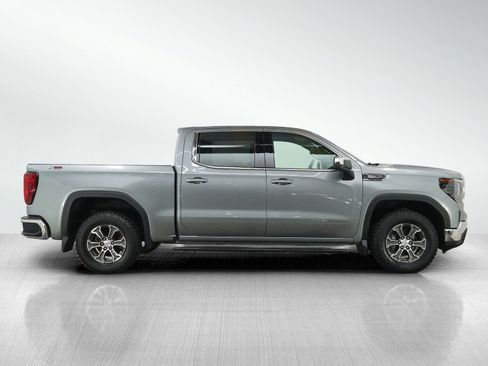 Used 2024 GMC Sierra 1500 SLE w/ Preferred Package image 6