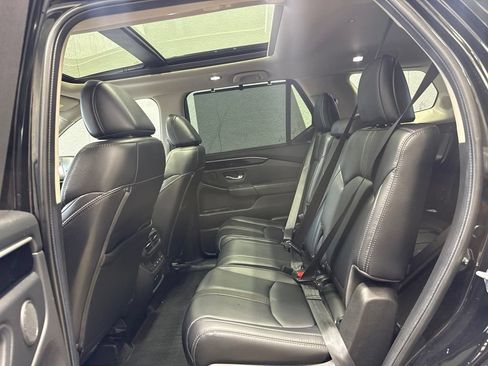 Used 2024 Honda Pilot Touring image 28