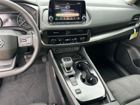 New 2026 Nissan Rogue SV image 29