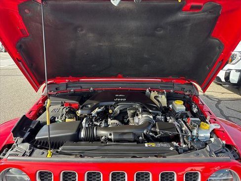 Used 2018 Jeep Wrangler Unlimited Sahara image 23