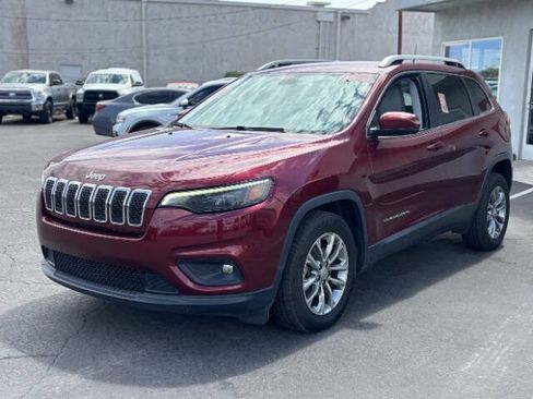 Used 2020 Jeep Cherokee Latitude Plus w/ Comfort/Convenience Group FWD image 7