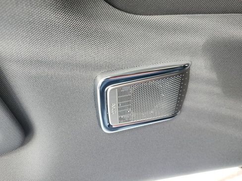 New 2025 Cadillac Optiq Luxury 2 image 37