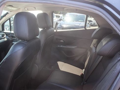 Used 2020 Buick Encore Preferred FWD image 23