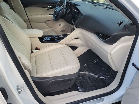 Certified 2023 Buick Envision Avenir FWD image 12