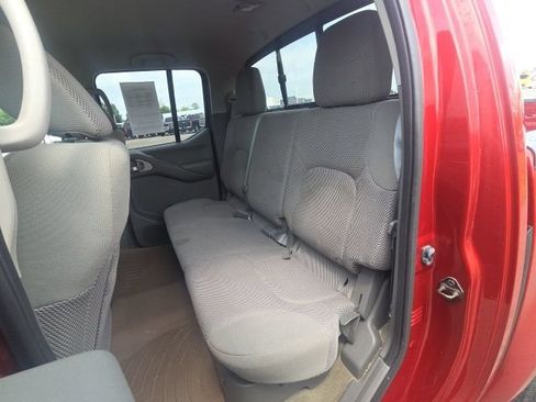 Used 2014 Nissan Frontier SV AWD/4WD image 14