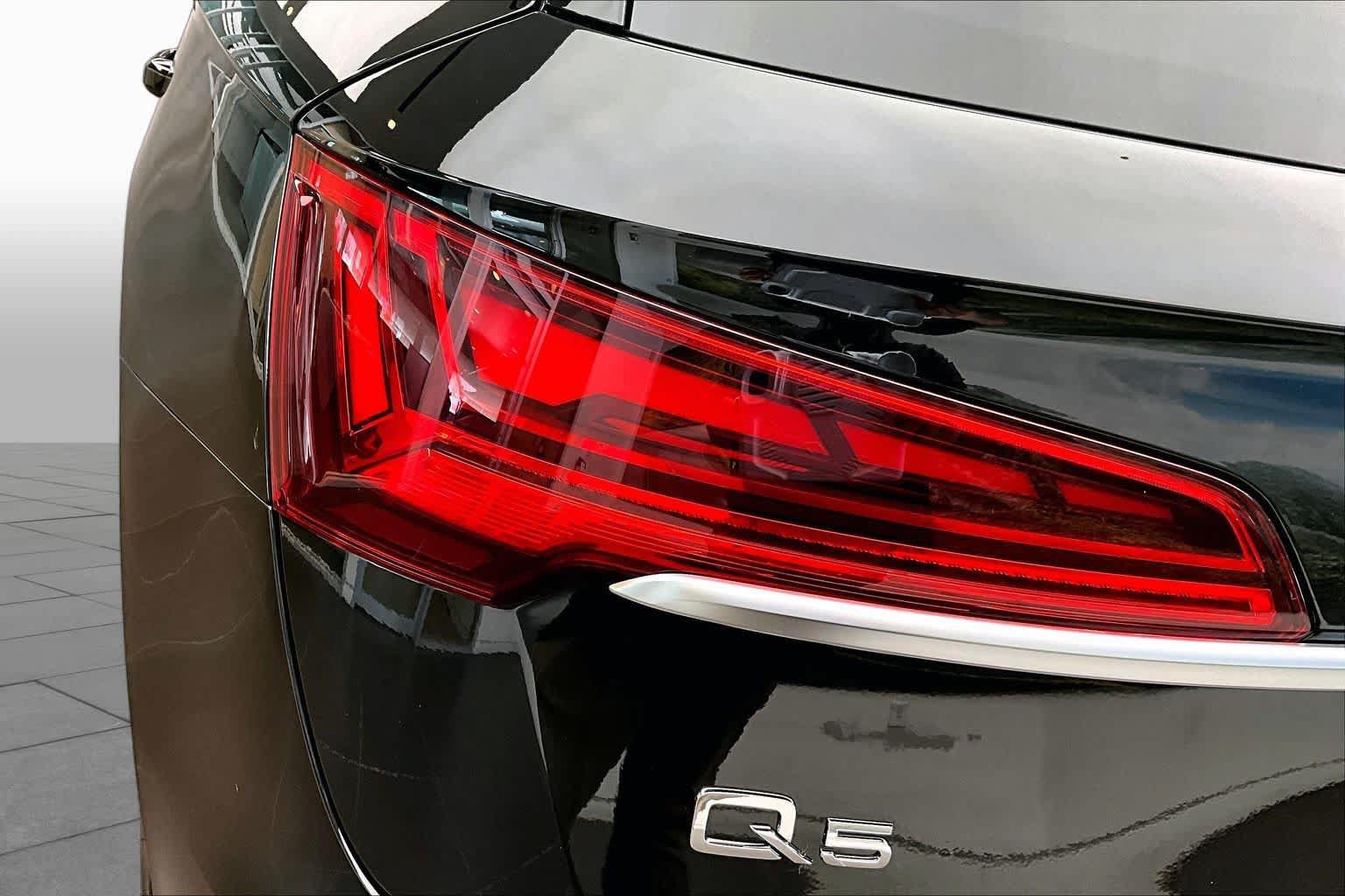 Certified 2024 Audi Q5 2.0T Premium AWD/4WD image 28