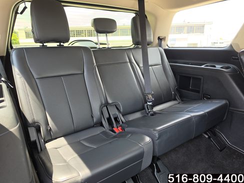 Used 2023 Ford Expedition XLT AWD/4WD image 32