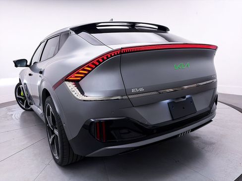 Used 2023 Kia EV6 GT image 11