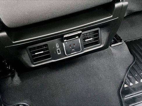 Certified 2025 Chevrolet Silverado 1500 LT image 14