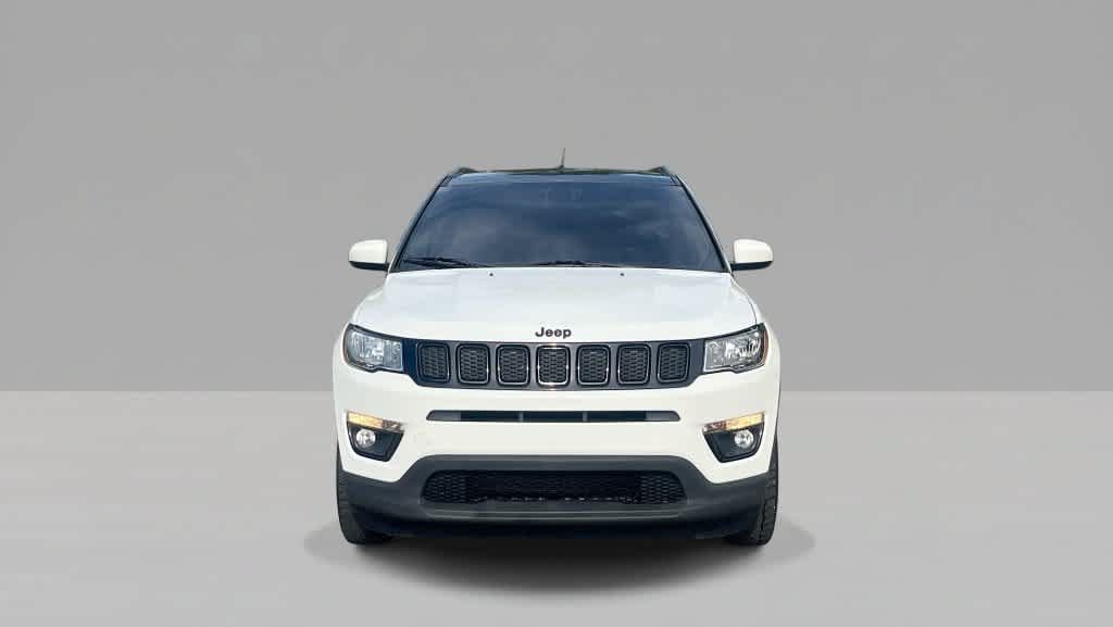 Used 2018 Jeep Compass Latitude w/ Popular Equipment Group FWD image 3