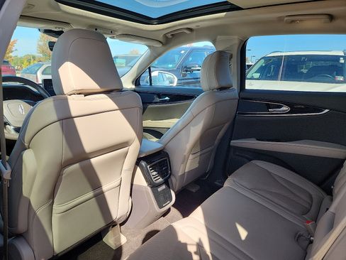 Used 2022 Lincoln Nautilus Reserve image 23