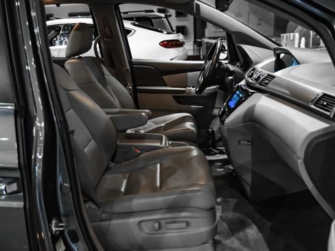 Used 2017 Honda Odyssey EX-L image 31