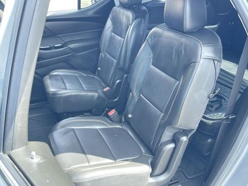 Certified 2019 Chevrolet Traverse LT w/ LT Premium Package AWD/4WD image 26