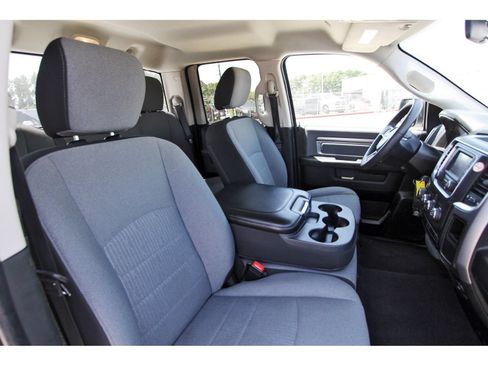 Used 2024 RAM 1500 Classic SLT AWD/4WD image 26