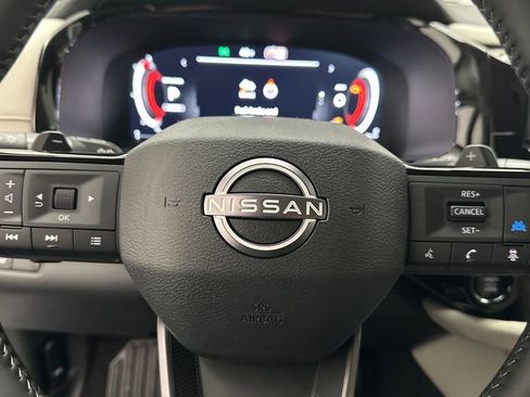 New 2026 Nissan Pathfinder SL image 13