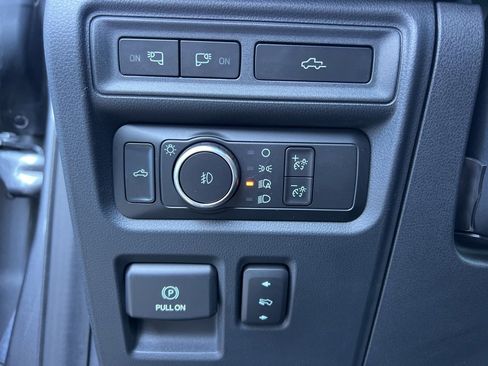 Certified 2021 Ford F150 Platinum w/ Equipment Group 701A High image 25