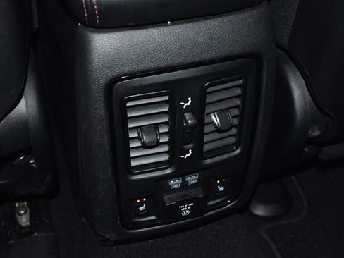 Used 2021 Dodge Durango R/T image 32