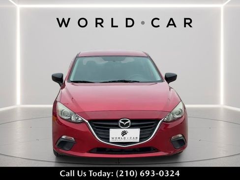 Used 2015 MAZDA MAZDA3 i SV FWD image 2