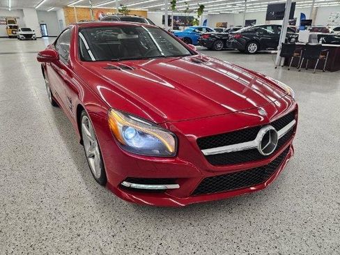 Used 2013 Mercedes-Benz SL 550 image 3