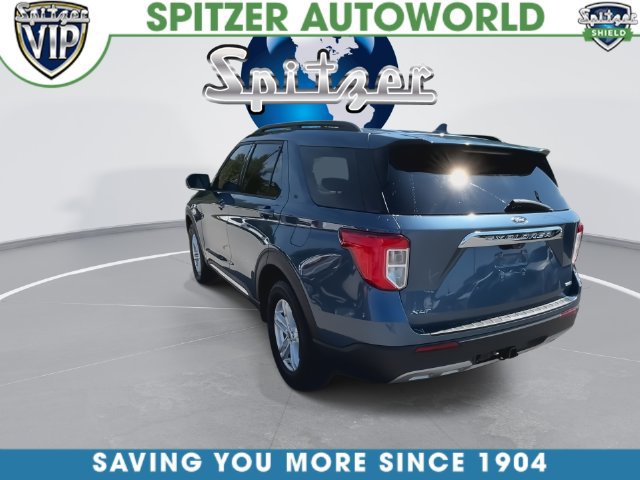 Used 2020 Ford Explorer XLT w/ Equipment Group 202A AWD/4WD image 11