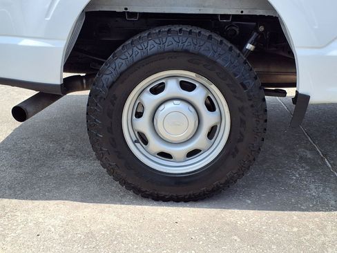 Used 2021 Ford F150 XL w/ Trailer Tow Package AWD/4WD image 10