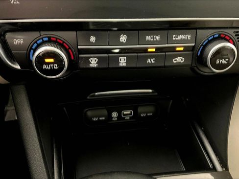 Used 2016 Kia Optima EX w/ Option Group 040 image 17