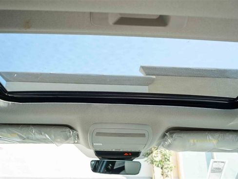 New 2025 MAZDA CX-30 2.5 Turbo w/ Premium Plus Pkg image 18