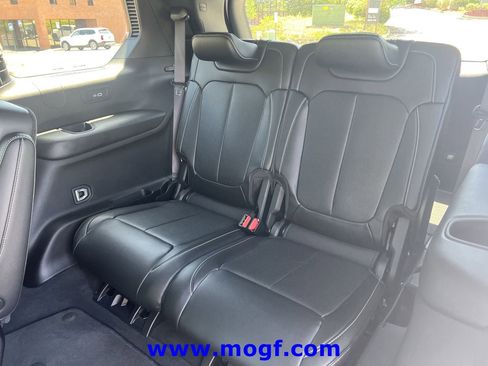 Used 2025 Jeep Grand Cherokee L Limited w/ Luxury Tech Group II AWD/4WD image 25