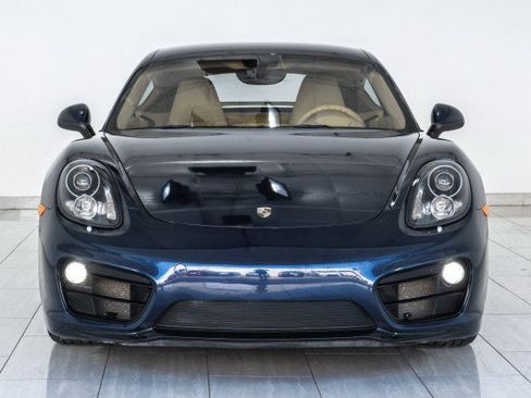 Used 2015 Porsche Cayman RWD image 3