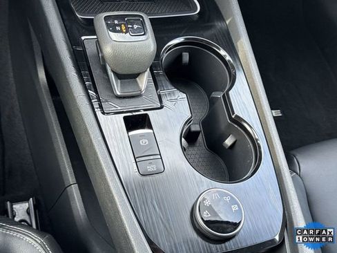 Used 2024 Nissan Rogue SL image 16