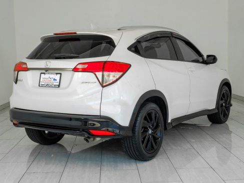 Used 2021 Honda HR-V Sport image 6