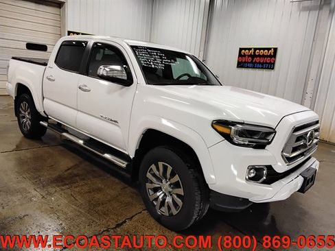 Used 2023 Toyota Tacoma Limited image 1