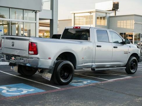 Used 2018 RAM 3500 Tradesman w/ Chrome Appearance Group image 6