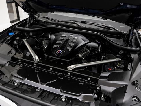 Used 2024 BMW ALPINA XB7 AWD/4WD image 48
