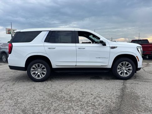 New 2026 GMC Yukon Denali w/ LPO, Floor Liner Package AWD/4WD image 7