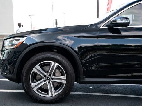 Used 2021 Mercedes-Benz GLC 300 4MATIC w/ Premium Package image 23