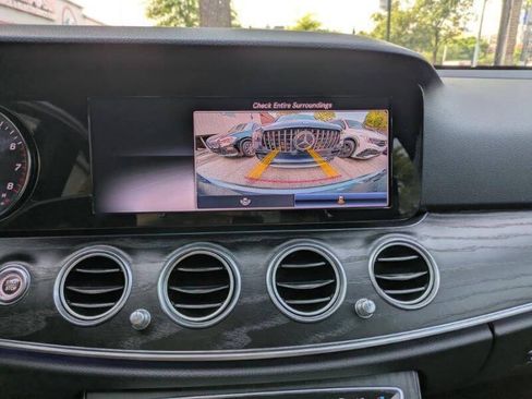 Used 2020 Mercedes-Benz E 350 4MATIC Sedan image 14