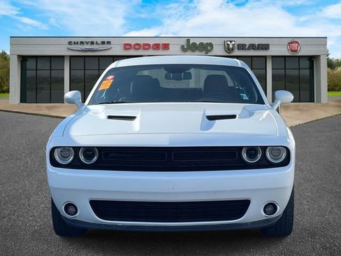 Used 2023 Dodge Challenger SXT w/ Blacktop Package image 7
