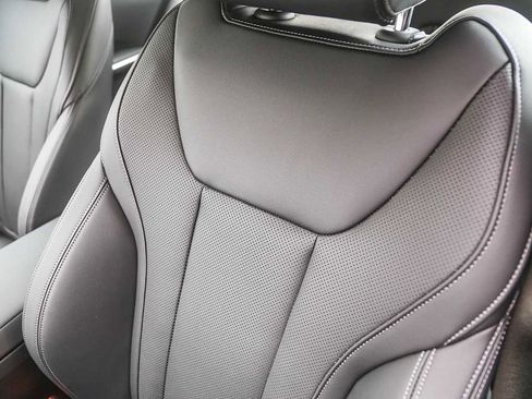 Used 2025 BMW M340i image 21