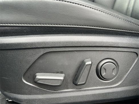 Used 2025 Kia Sorento S w/ Panoramic Sunroof Package image 21