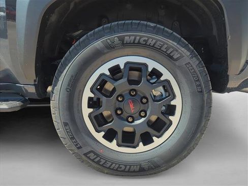New 2026 Toyota 4Runner TRD Off-Road Premium AWD/4WD image 9