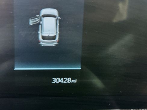 Used 2025 Hyundai Kona SEL FWD image 19