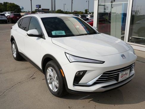 New 2025 Buick Envista Preferred w/ Convenience I Package FWD image 35