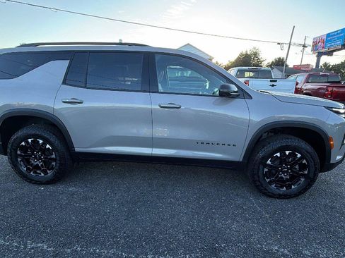 New 2027 Chevrolet Traverse Z71 w/ Driver Confidence Package AWD/4WD image 7