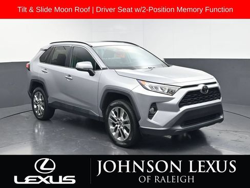 Used 2021 Toyota RAV4 XLE Premium AWD/4WD image 3